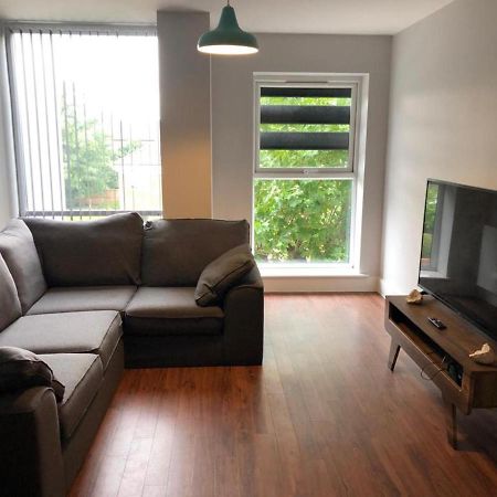 Charming 2-Bed Apartment In Christchurch Christchurch  Exterior foto